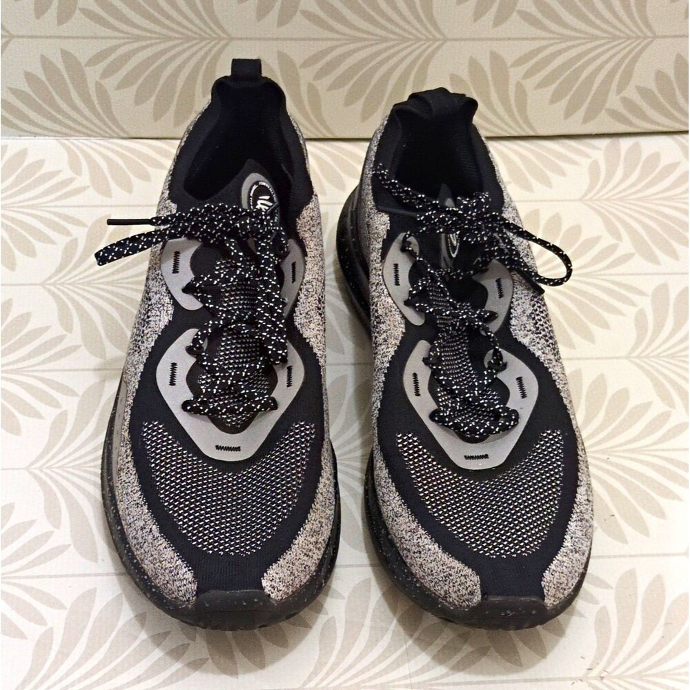 Under Armour Men’s Sneakers Black/Gray/White 3023814-007 Size 14 Men's